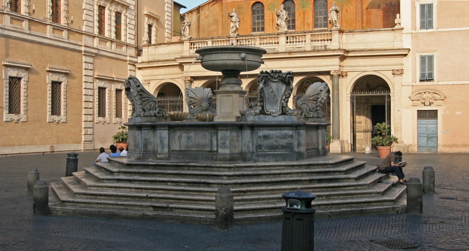What to Eat in Rome: Essential Food Guide